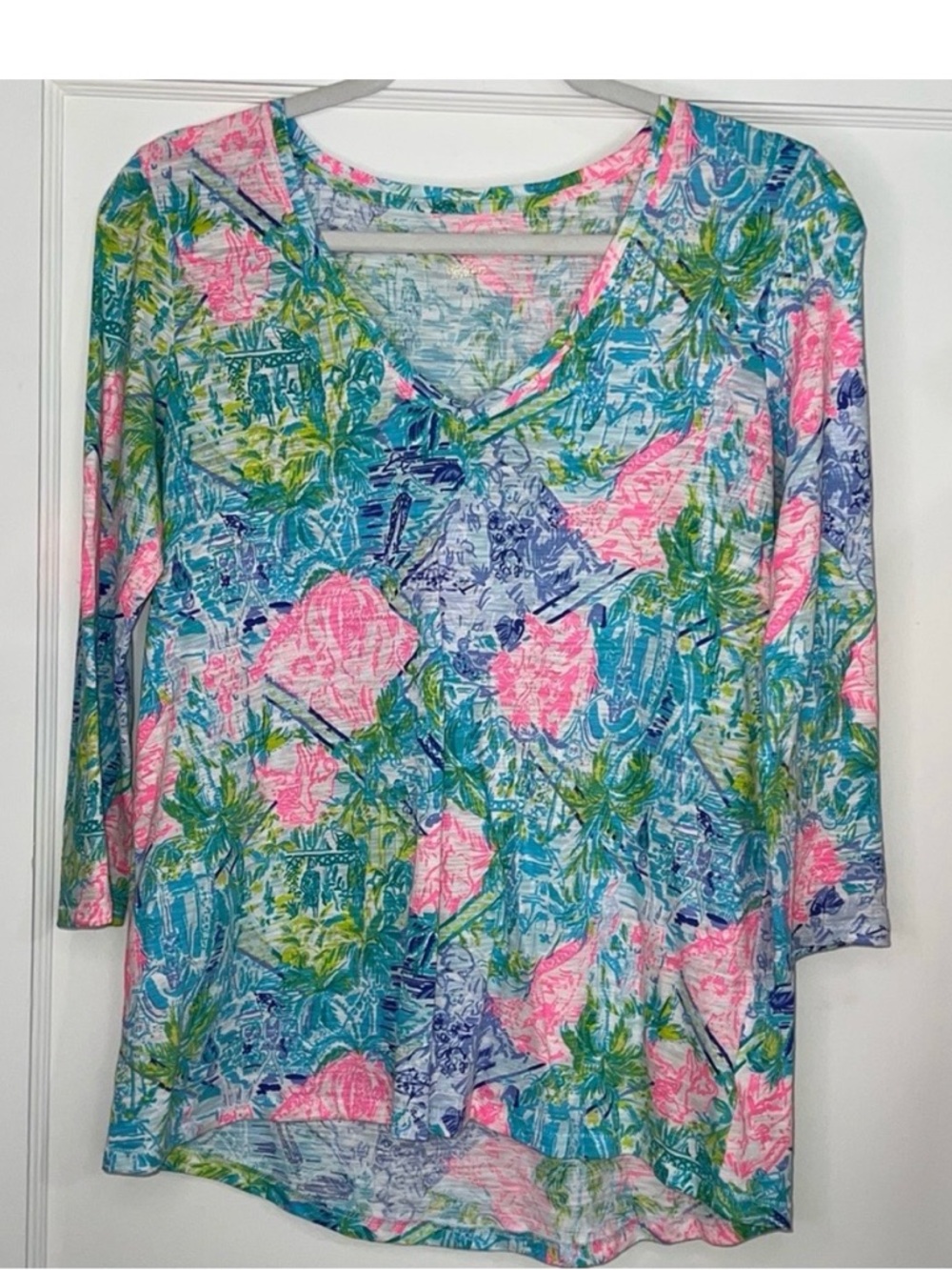 Lilly Pulitzer Etta 3/4 Sleeve V-Neck Top - Bohemian Queen Print - XS